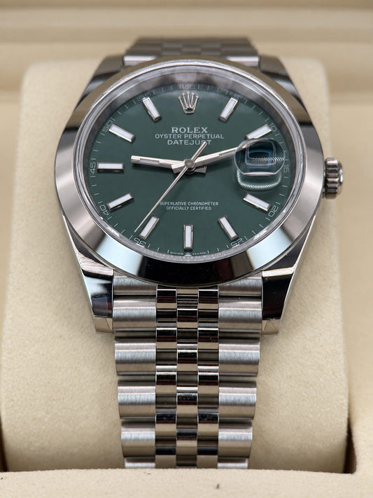 Rolex Date Just 41mm - Mint Green- Jubilee Bracelet