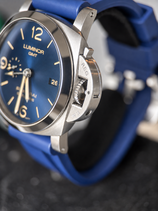 Panerai Luminor GMT