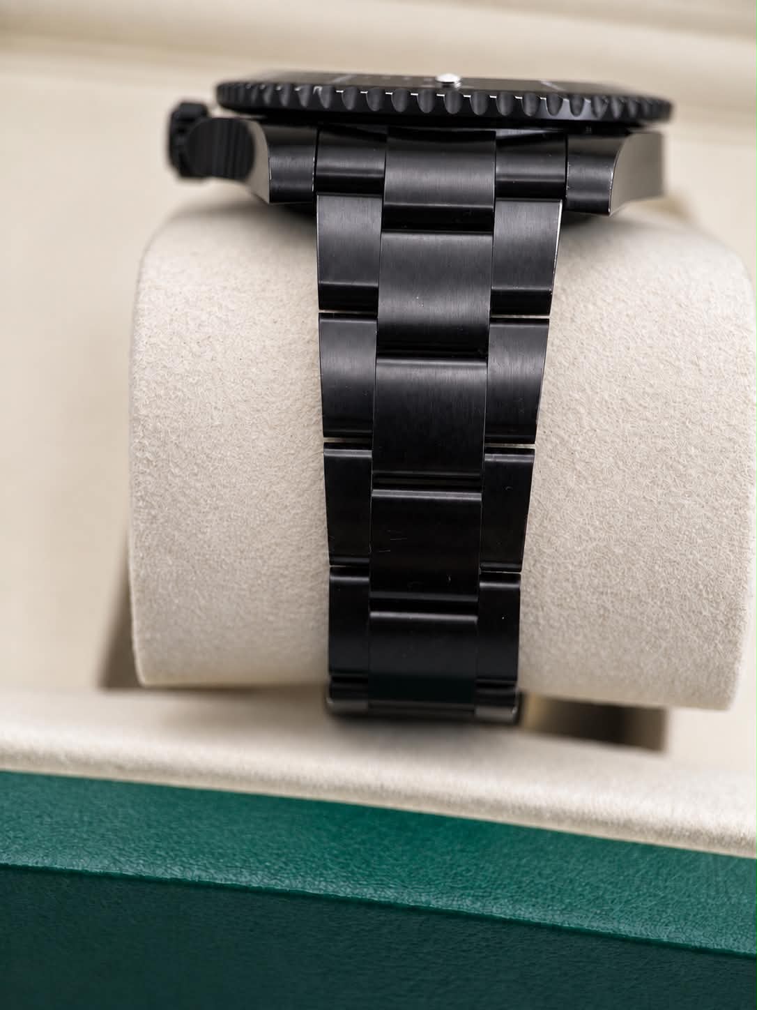 Rolex Submariner 114060 – ALL BLACK