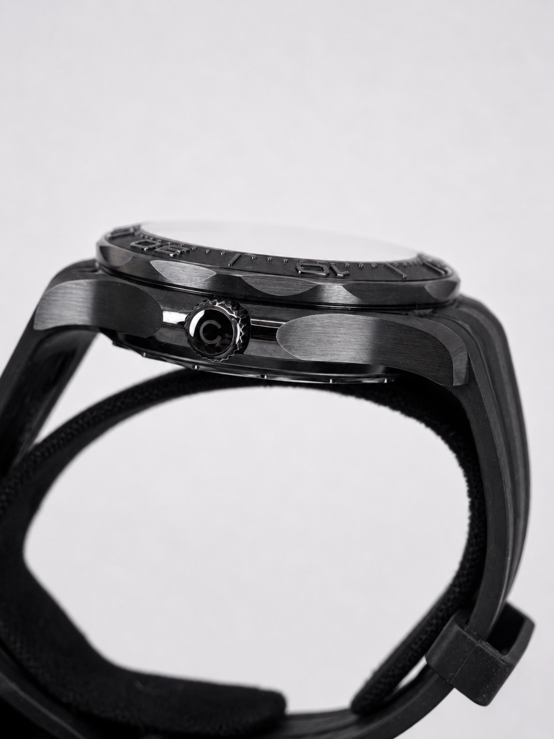 Omega Seamaster Diver 300M “Black Black” 210.92.44.20.01.003