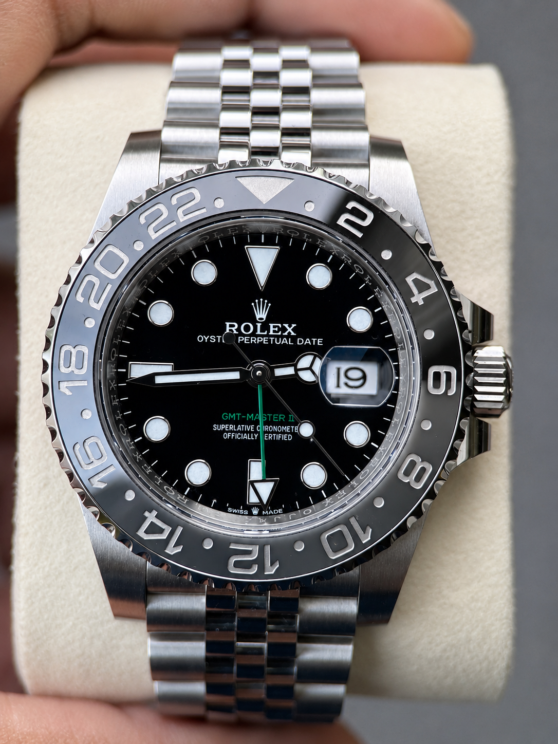 Rolex GMT-Master II “Bruce Wayne” –126710GRNR