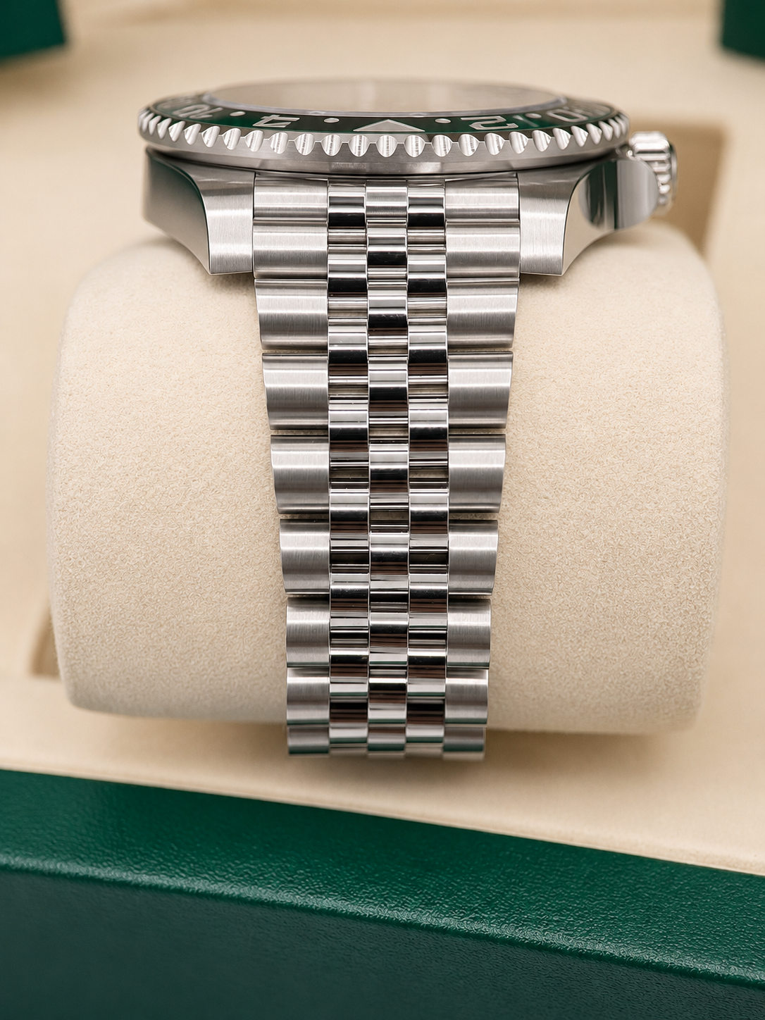 Rolex GMT 2 “Sprite” 126720VTNR