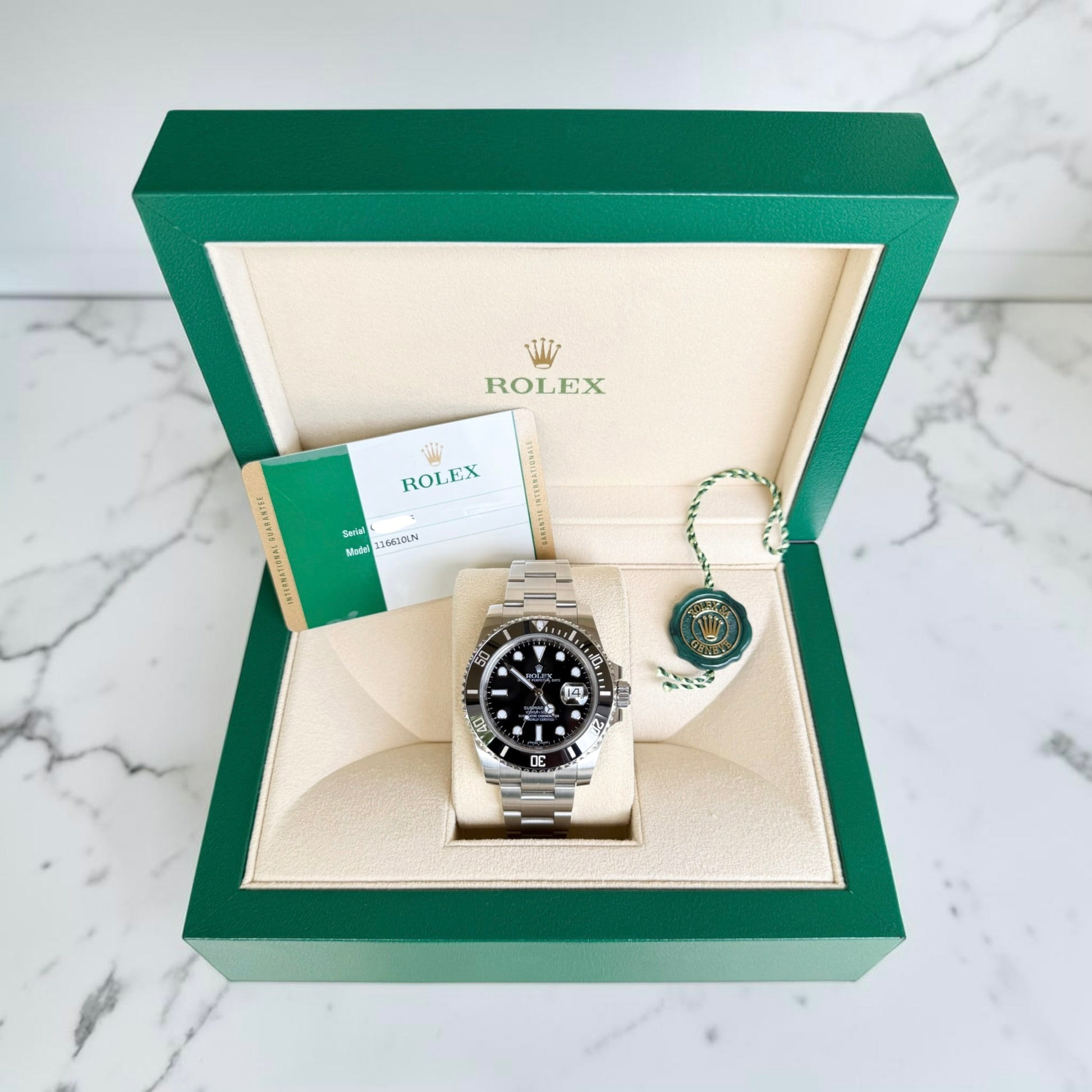 Rolex Submariner Date - 116610LN