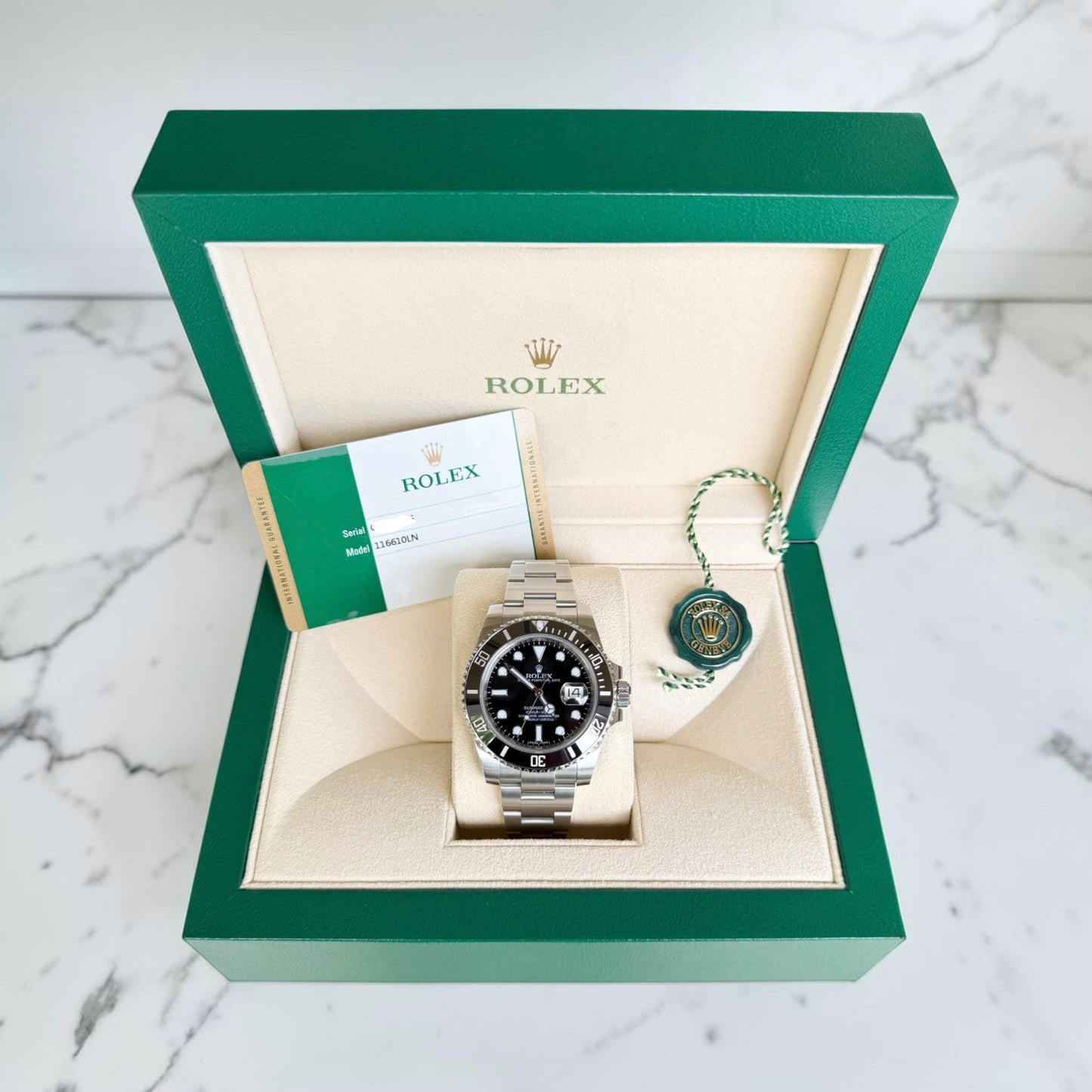 Rolex Submariner Date - 116610LN