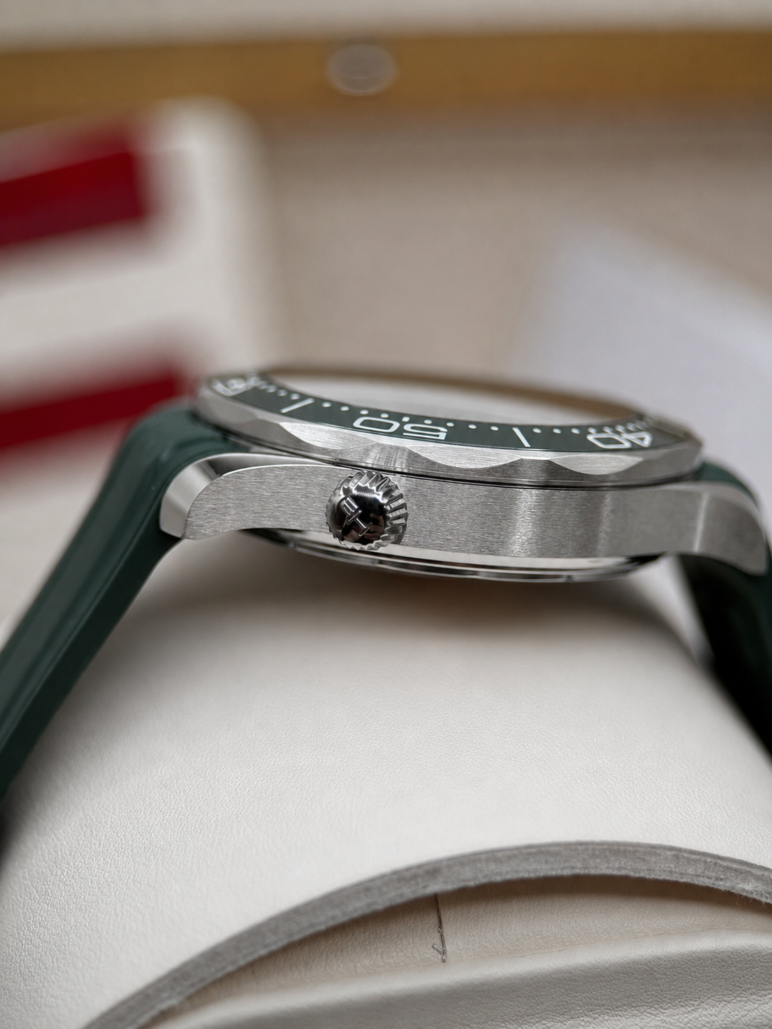 OMEGA Seamaster Diver 300M