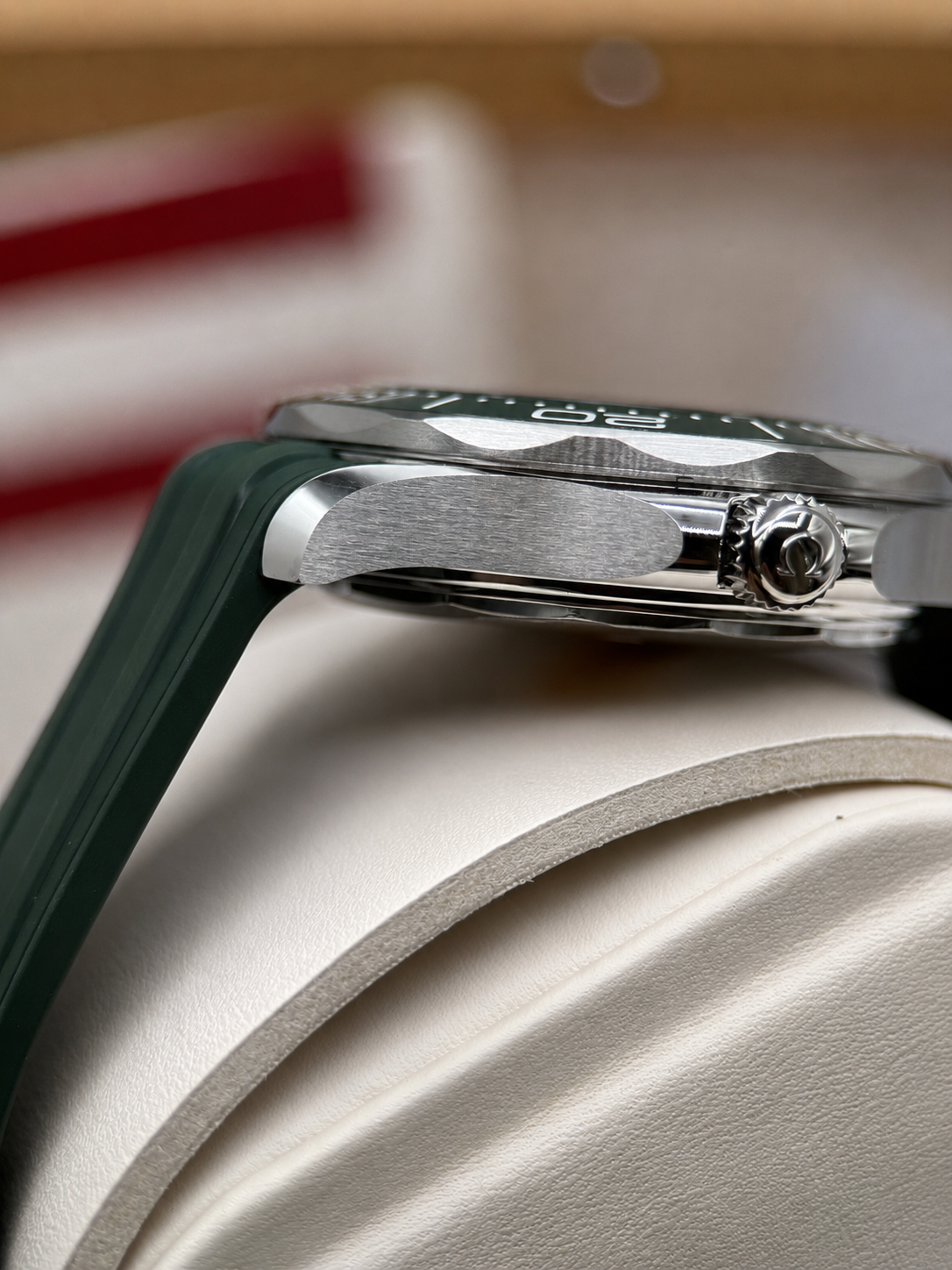 OMEGA Seamaster Diver 300M