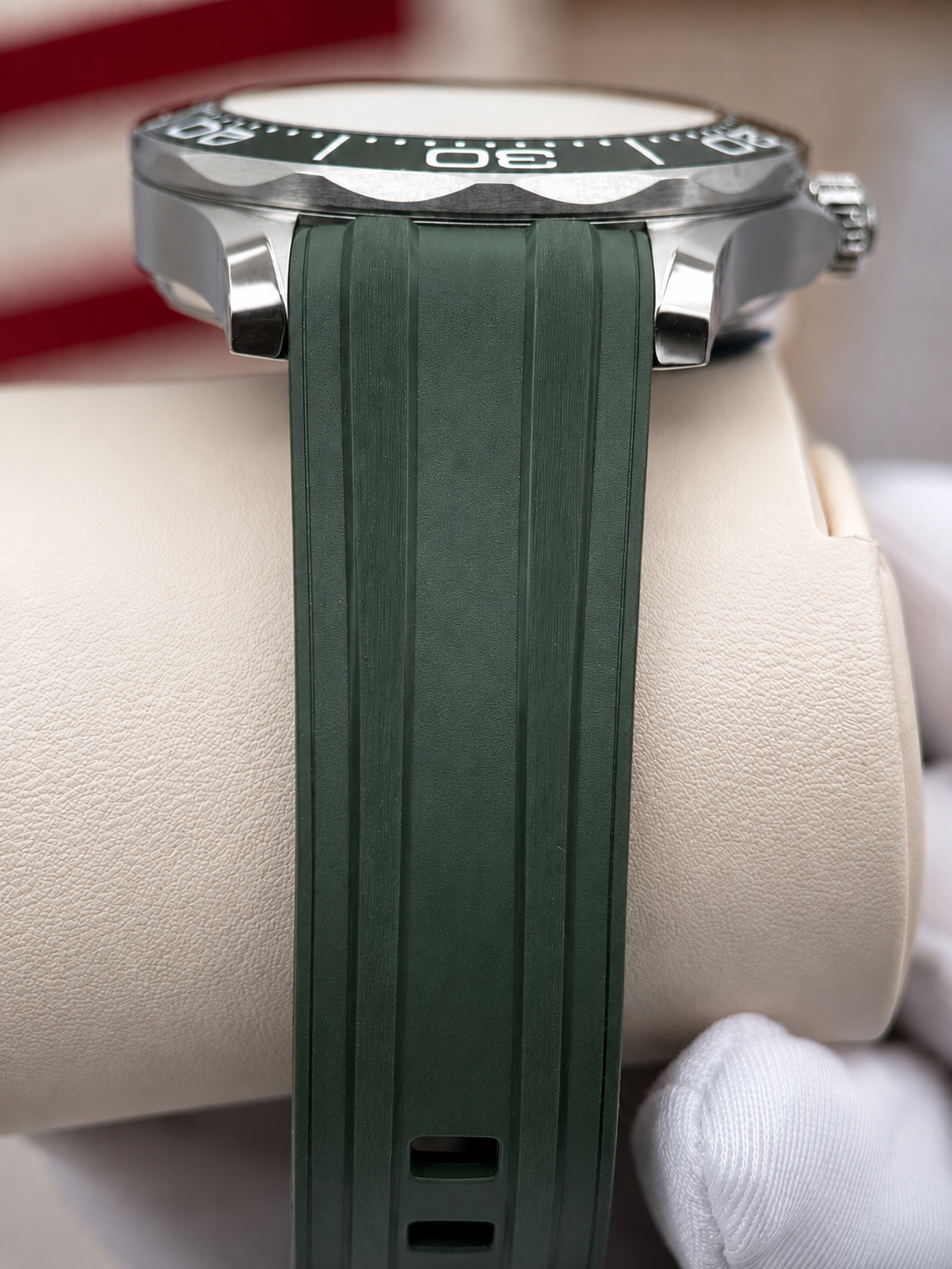 OMEGA Seamaster Diver 300M