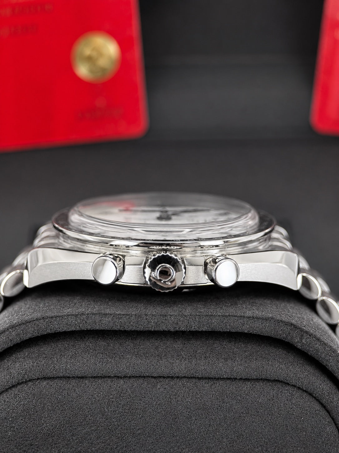 OMEGA Speedmaster Professional Moonwatch White Dial