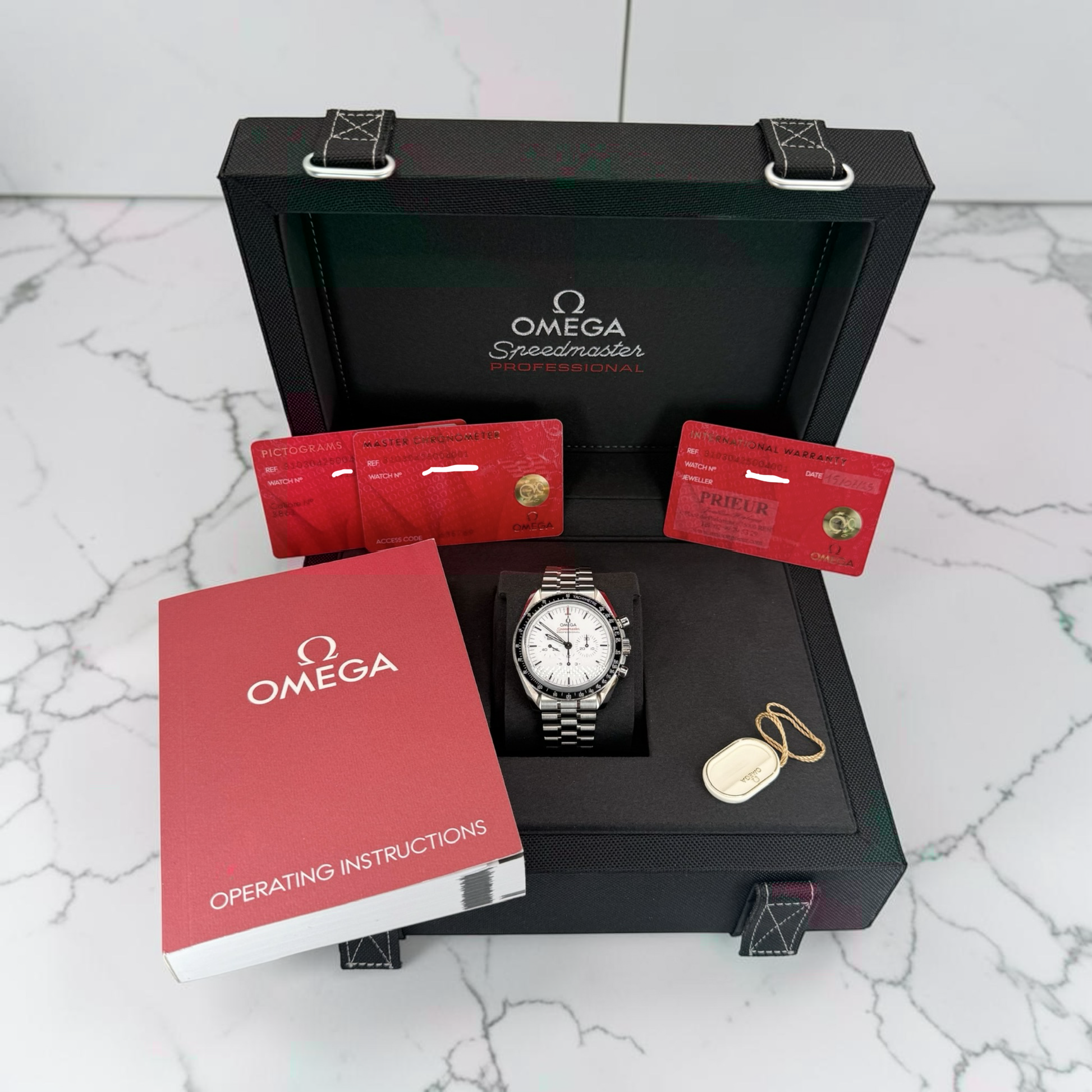 OMEGA Speedmaster Professional Moonwatch White Dial