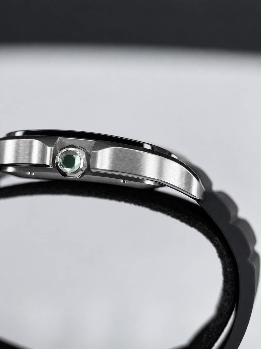 Cartier Santos WSSA0055 Arabic Dial